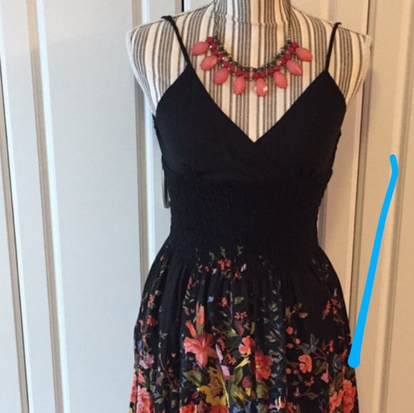 ocean breeze Dresses & Skirts - Super breeze size medium black floral dress